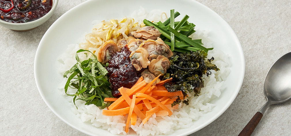 A Journey to Jeonju Gajok Hoegwan for Original Bibimbap — photo from Korean media