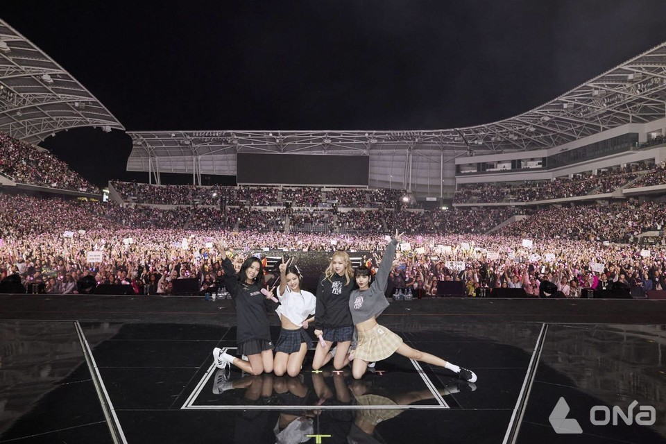 Breaking Down BLACKPINK's How You Like That Choreography — photo from Korean media
