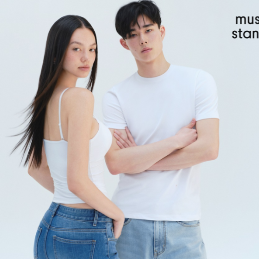 MUSINSA Standard Basics Line Review: Fit and Quality Insights — photo from Korean media