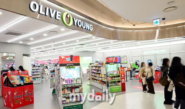 Olive Young's Best-Sellers in 2026: Worth the Hype? — photo from Korean media