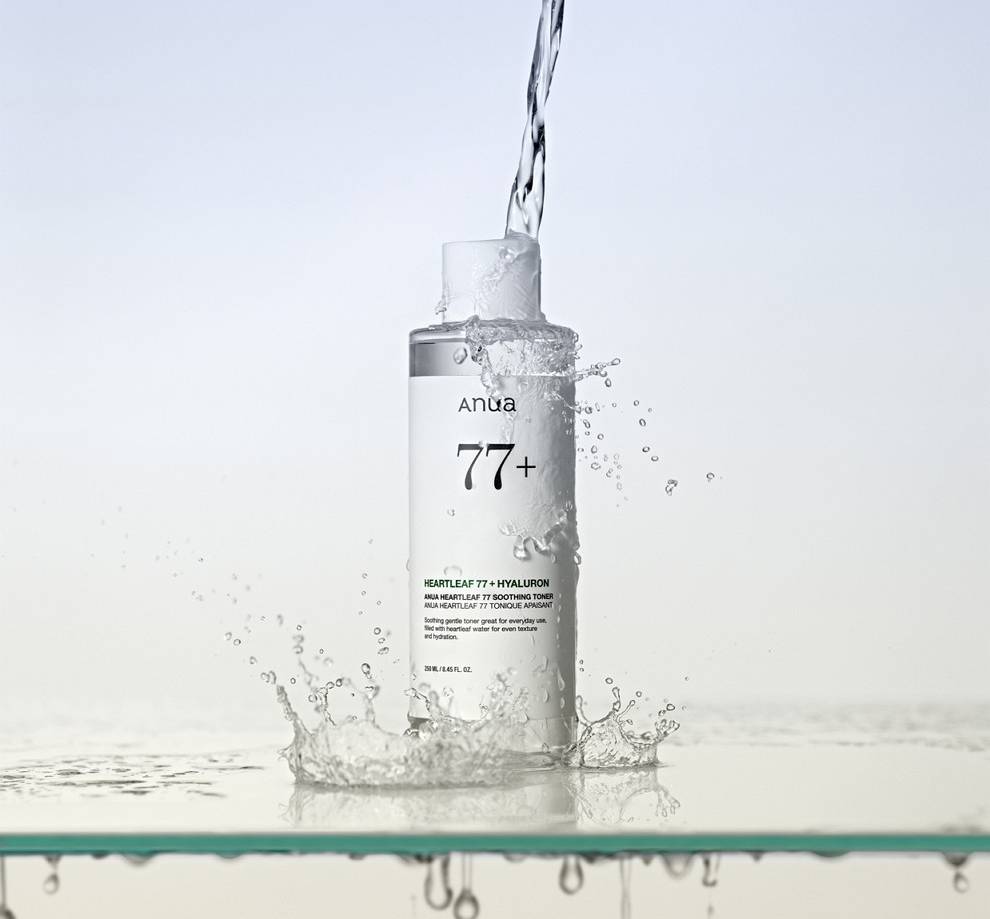 Testing Anua Heartleaf 77 Soothing Toner on Real Skin — photo from Korean media